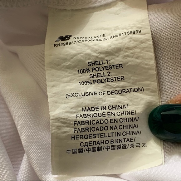 New Balance White Fitness Performance Tank Top Lightening Dry Fabric Women’s XL - Picture 6 of 8